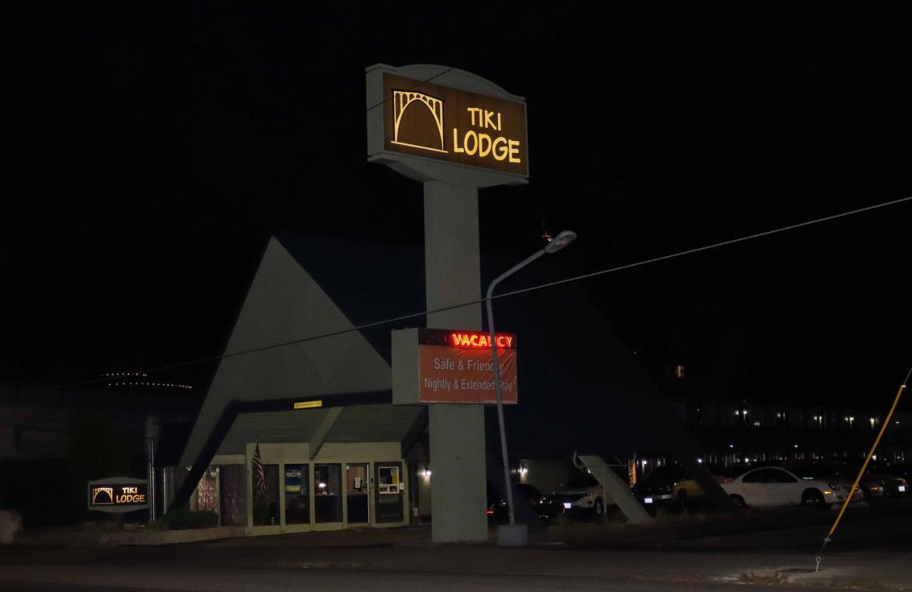 Tiki Lodge Motel Spokane Exterior photo